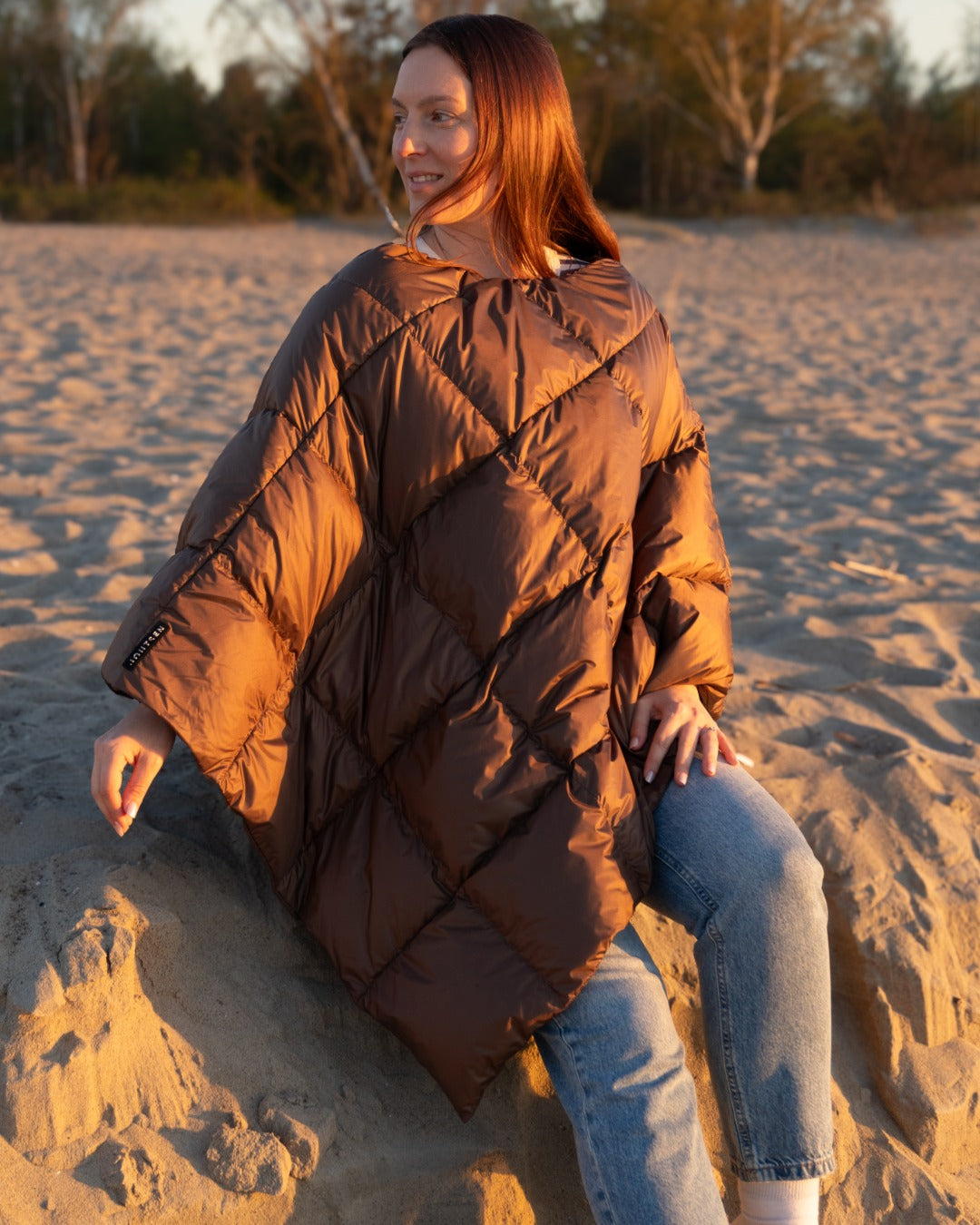 Otava Down Poncho Coffee