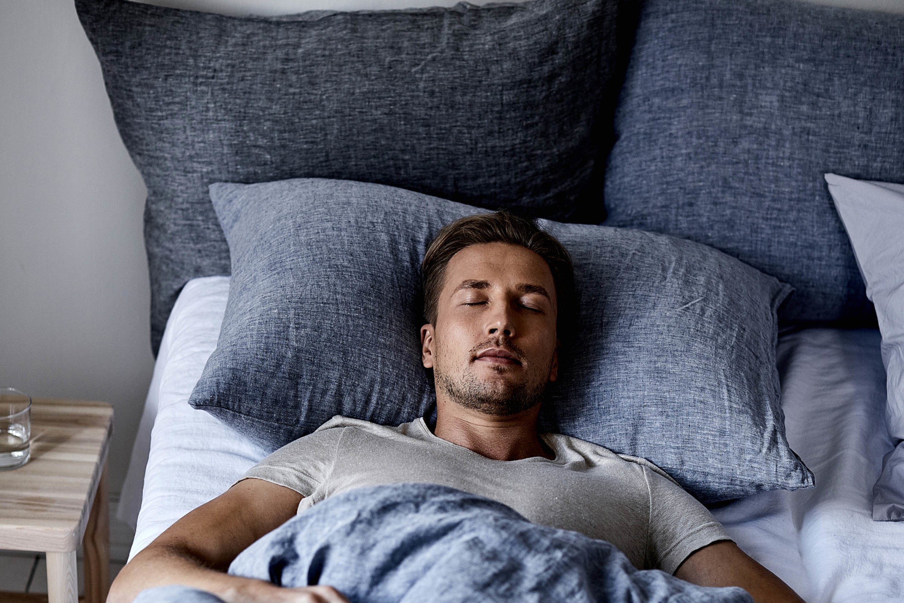 Sleep on Back | Joutsen