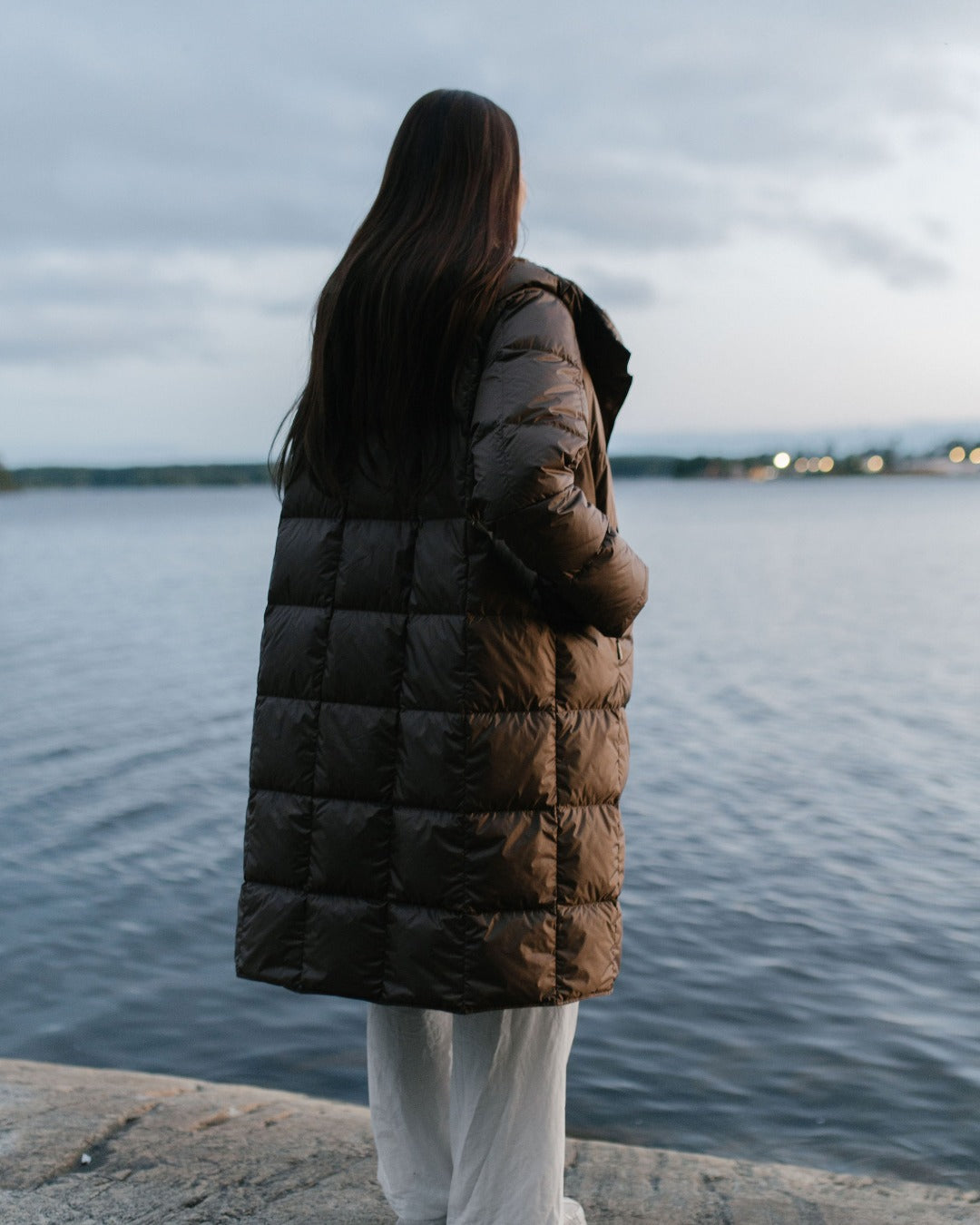 Essi Light Down Coat Coffee